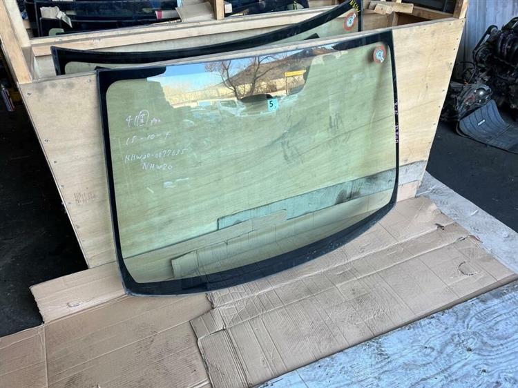 Лобовое стекло Тойота Приус в Енисейске 236521