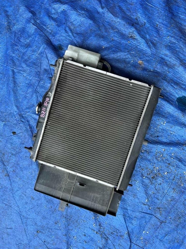 Радиатор основной Ниссан Куб в Енисейске 240802