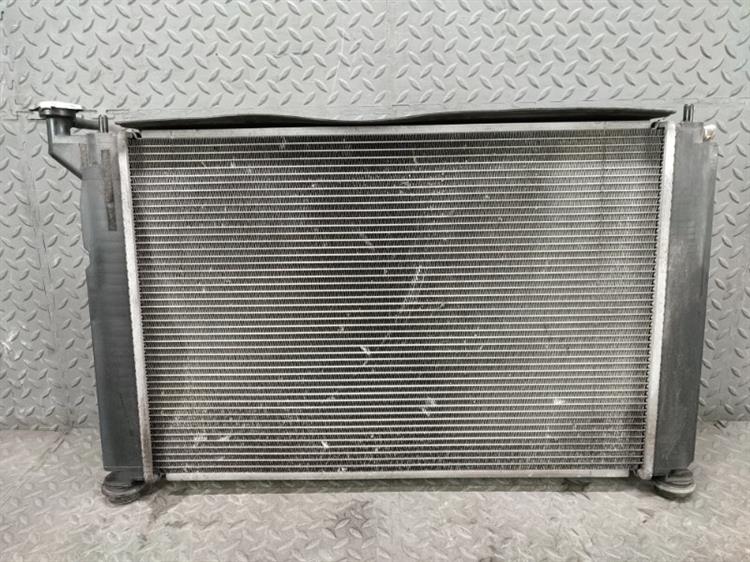 Радиатор основной Тойота Виш в Енисейске 431311